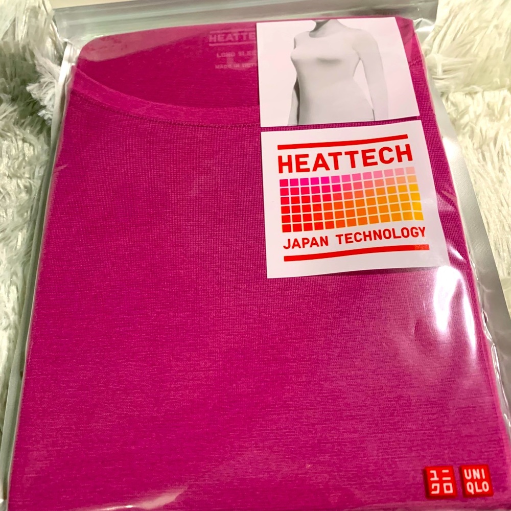 Uniqlo Heat Tech Crew neck long sleeves- SizeSmall